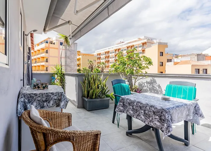 Lägenhet Center Penthouse Near The